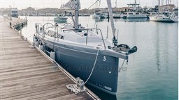 bf5a8_243_523_5.jpg