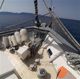 eqNHl_12_sertral_72_avant.jpg