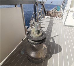 0EE54_8_sertral_72_winch.jpg