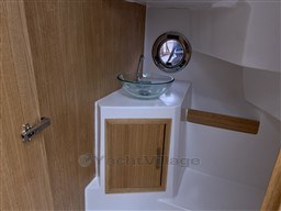03c15_10.jpg