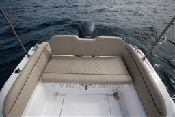 2440e_12.jpg