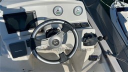 6917e_15.jpg