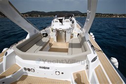 ae055_8.jpg