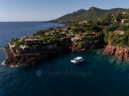 12df1_x8gdy_46c-exterior-idle-dji_20250907093648_0018_d_1_.jpg