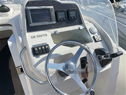 9378e_382_599_2.jpg