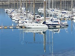 72d56_382_565_11.jpg