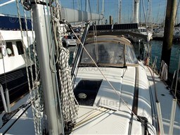 c8631_sun_odyssey_419-11.jpg
