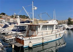 46bd7_grand_banks_42_europa-65.jpg