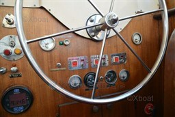 e3b63_hatteras_46-11.jpg