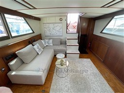 25f72_hatteras_43_dc-9.jpg