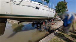 06f5d_oceanis_381-1.jpg
