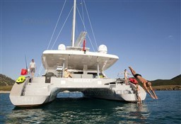 4b3f4_sunreef_70-20.jpg