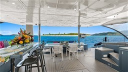 b3fce_sunreef_70-7.jpg