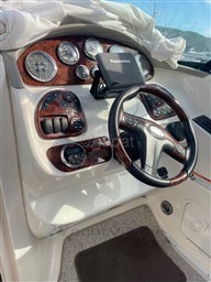 b92c7_sea_ray_290_sun_sport-17.jpg