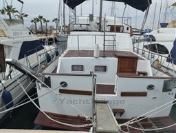 718c4_grand_banks_42_classic-2.jpg