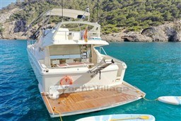 55edc_ferretti_175_fly-14.jpg