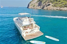 661ce_ferretti_175_fly-3.jpg