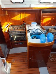 03e01_oceanis_323-6.jpg