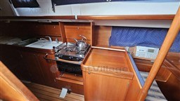 229f7_oceanis_42_cc-9.jpg