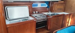 c8d24_oceanis_423-9.jpg