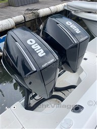 ea550_boston_whaler_28_outrage-7.jpg