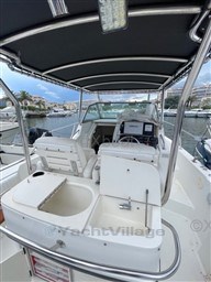 98f9e_boston_whaler_28_outrage-8.jpg
