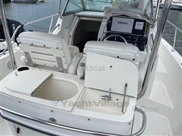 b0809_boston_whaler_28_outrage-5.jpg