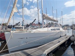 f5d79_sun_odyssey_33_i_performance-3.jpg
