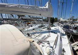 9c418_oceanis_411_celebration-81.jpg