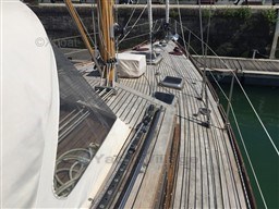 59cc8_ketch_classic_boat-9.jpg