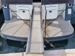 13f33_mochi_43_fly-4.jpg