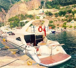 b4153_fairline_squadron_59-4.jpg