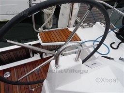 1b2b9_oceanis_401-23.jpg