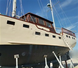429d3_custom_ketch-5.jpg