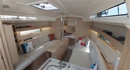 71070_oceanis_341-9.jpg