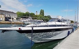2e3e3_chris_craft_412_amerosport-2.jpg