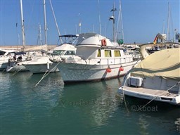 fce40_cheoy_lee_trawler_34-2.jpg