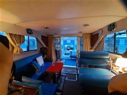 530a3_fairline_31_corniche-6.jpg