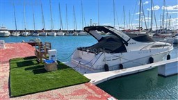 250a4_gobbi_265_cabin-3.jpg