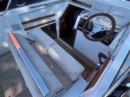 272be_320_817_18.jpg