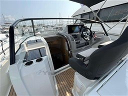 f11a8_278_1338_8.jpg
