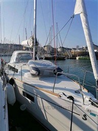 4fa31_2022-beneteau-oceanis-381-sail-9953001-20250919090922207-9.92e662f5d240c17ee33b17620afced93.jpg