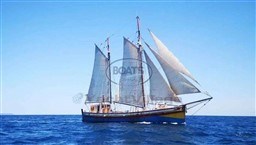 9594a_1957-inconnu-ketch-aurique-25m-sail-9952979-20250919090911881-6.ae2ef1b6e207a49f5d220d117d3573ef.jpg