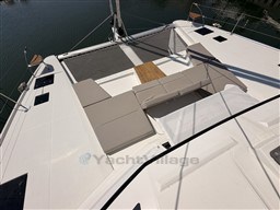 750ae_9.jpg