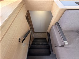 d9991_51.jpg