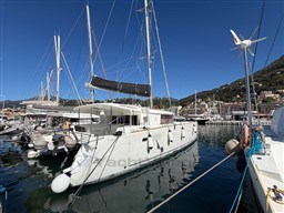 6068b_lagoon_20450t_20catamaran_001.jpg