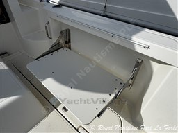 e379c_218_950_9.jpg