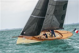 d940a_218_898_2.jpg