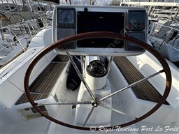 a0848_218_930_8.jpg