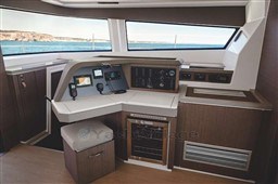 19dca_388_906_10.jpg